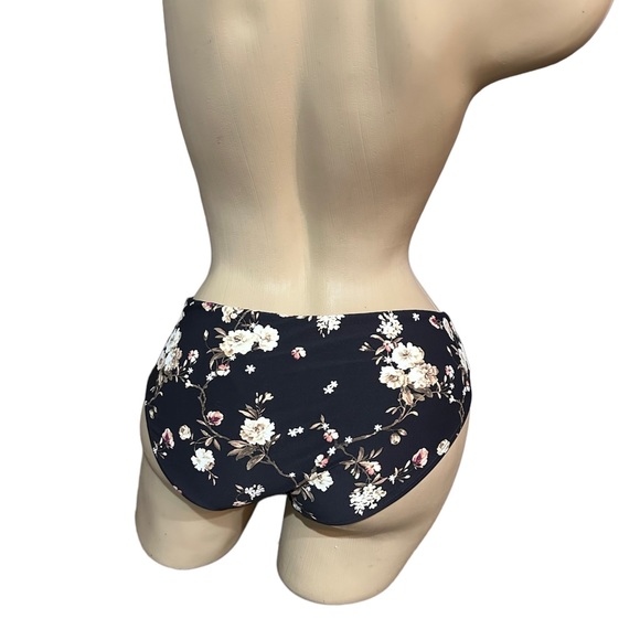 Niptuck Nip Tuck Black Floral Swim Bikini Bottom Sz 6 NWOT - Picture 2 of 2